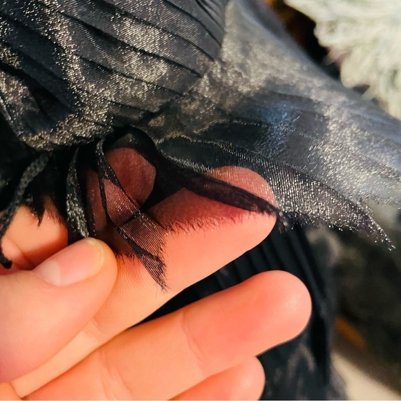 CALVIN KLEIN classy black formal cocktail dress size 14 with ruffles v-neck - Picture 6 of 8